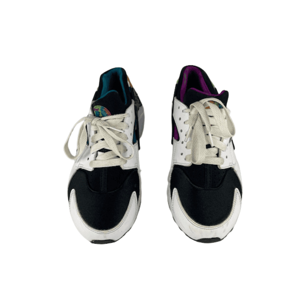 Nike girls multicolor sneakers size 5.5Y